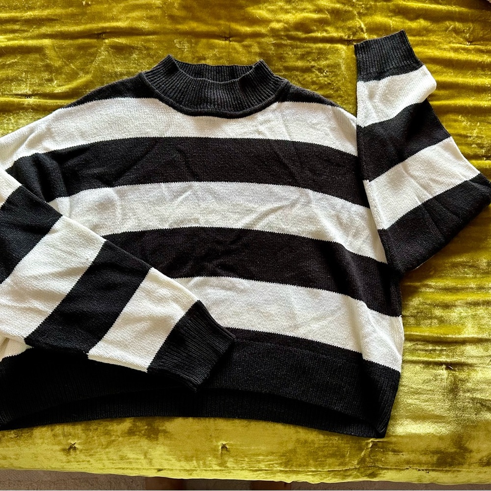 Dolman Sleeve Crop Sweater